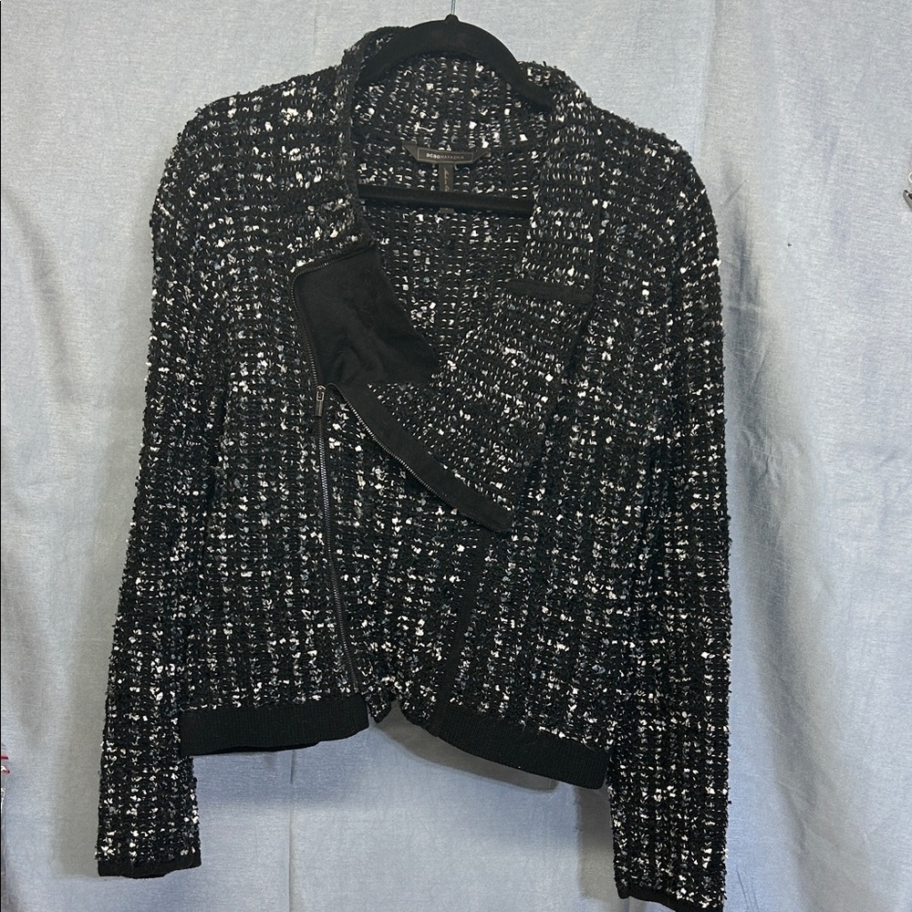 BCBGMaxAzria Textured Black and White Blazer with zip